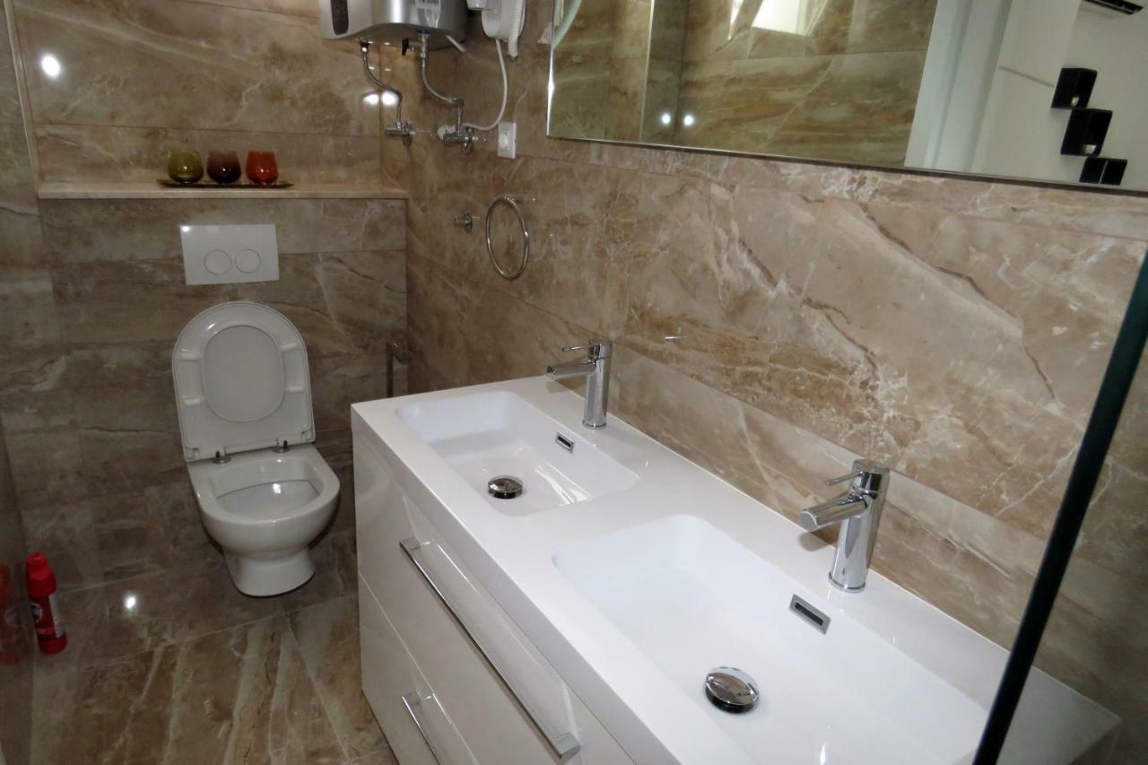 Hotel Lux Dalmatia I & R Makarska Exterior foto